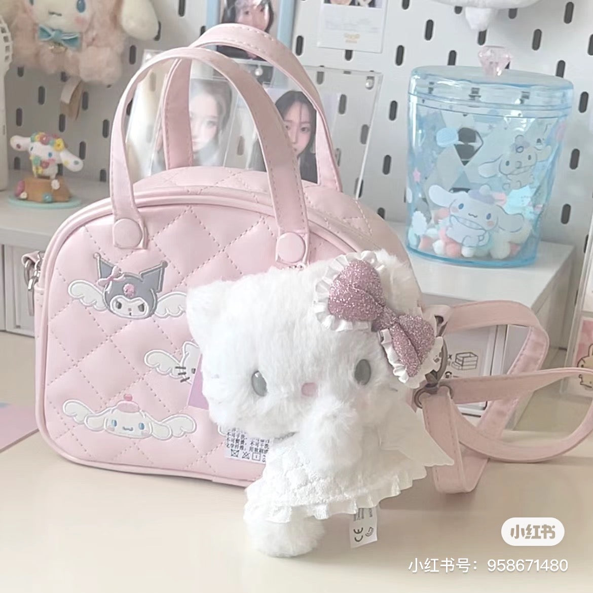 Hello kitty凯蒂猫|Sanrio Hello Kitty Mascot Holder/ Angel and Little Devil天使恶魔挂件|约 14.9 x 12.1 x 7.8 厘米