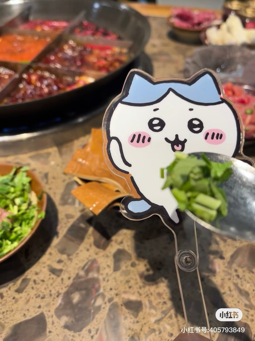 Chiikawa 吉伊卡哇|可爱角色自拍棒|約H115×W77×D7mm