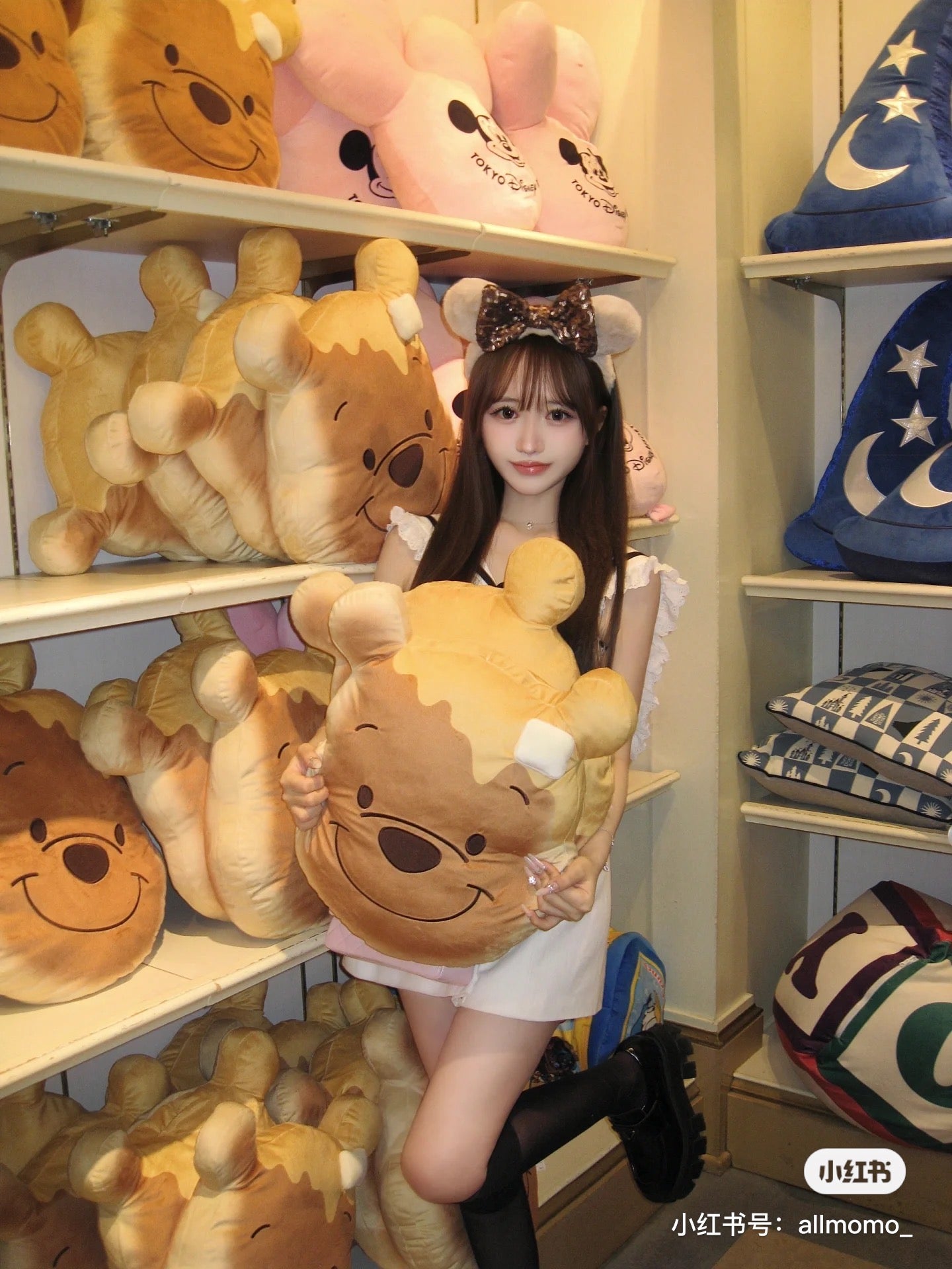 Disney|噗噗winnie the pooh小熊维尼超厚双层汉堡大抱枕|50 长 x 20 宽 cm