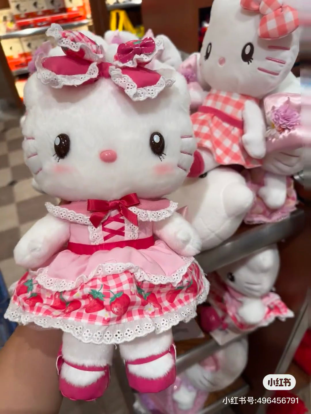 Hello kitty凯蒂猫|USJ蕾丝边小裙裙kitty限定玩偶/公仔
