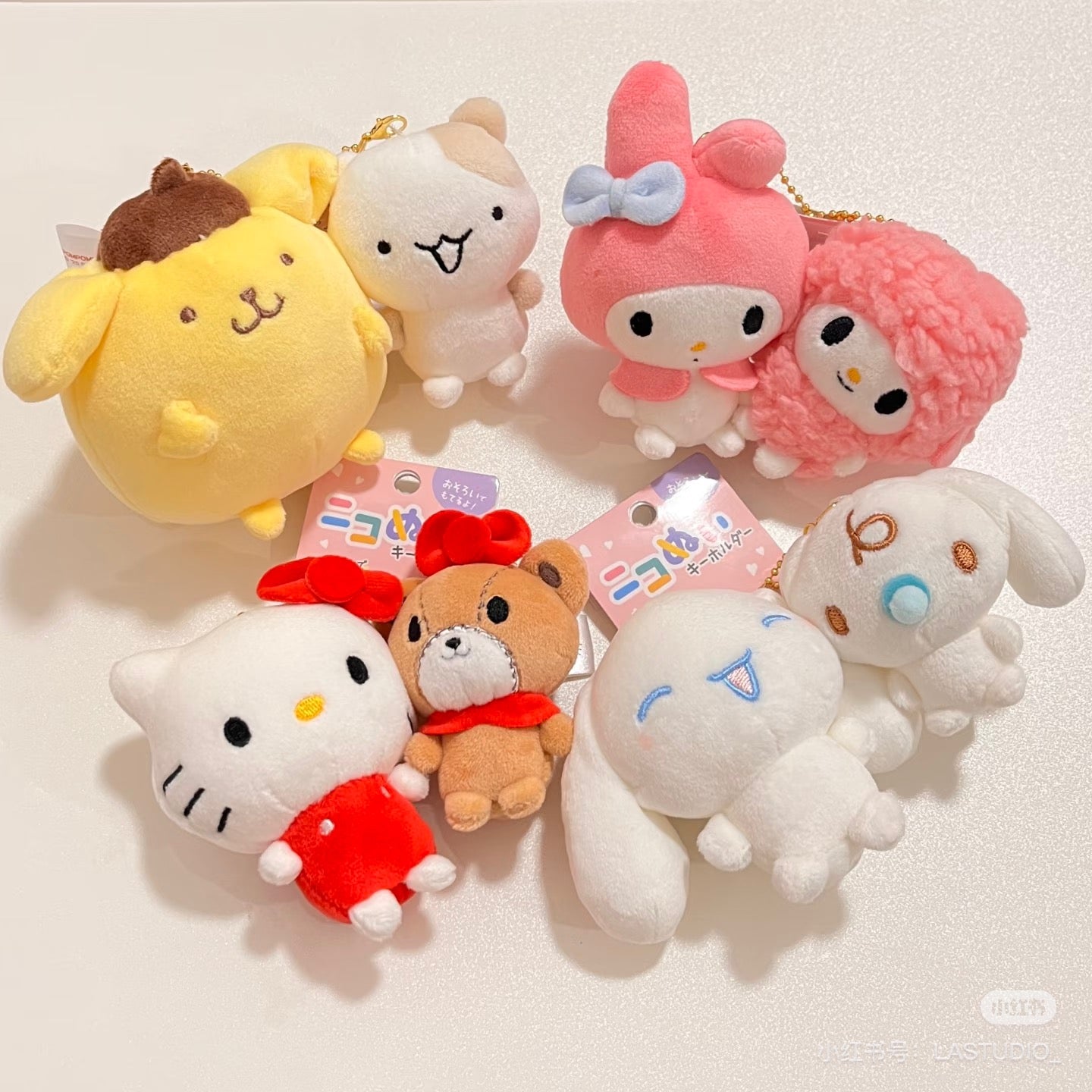 Nico Nui|Sanrio Mascot Holder /Plush Keychain|H6.3 x W6.1 x D2.6 approx.