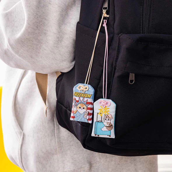 Mofusand|Mofumofu Journey Cat Amulet-Travel Flight|70×40×3mm approx.