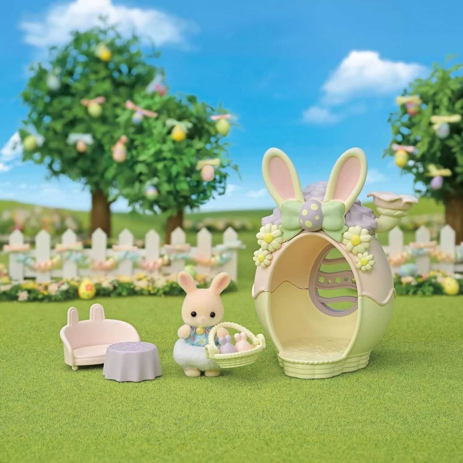 Sylvanian families|Easter Egg Hutch 5802