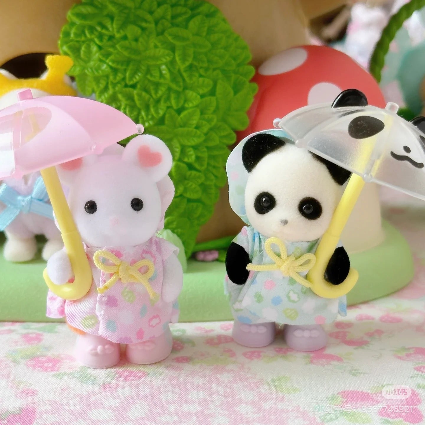 SylvanianFamilies森贝儿家族|Rainy Day Friends幼儿园伙伴雨天套组/玩具/过家家5748