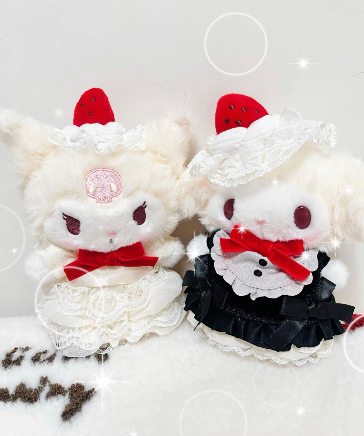 【limit 1】Sanrio|strawberry Shortcake Mascot Holder /Plush Keychain|10 x 6 x 13.5cm approx.