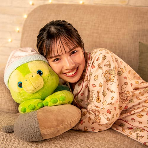 Disney迪士尼|2024东迪秋日睡衣派对Olu小龟毛绒趴趴抱枕