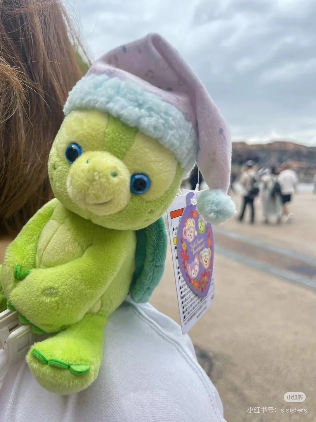 Disney迪士尼|2024东迪秋日睡衣派对Olu小龟毛绒挂件/趴趴夹/肩夹