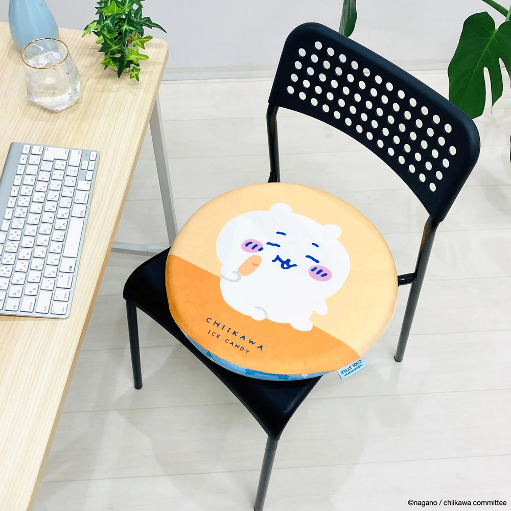 Chiikawa 吉伊卡哇|Morishita Chiikawa Cooling Seat Cushion记忆海绵冰丝坐垫/正反面都可爱|直径 400 x H45 mm