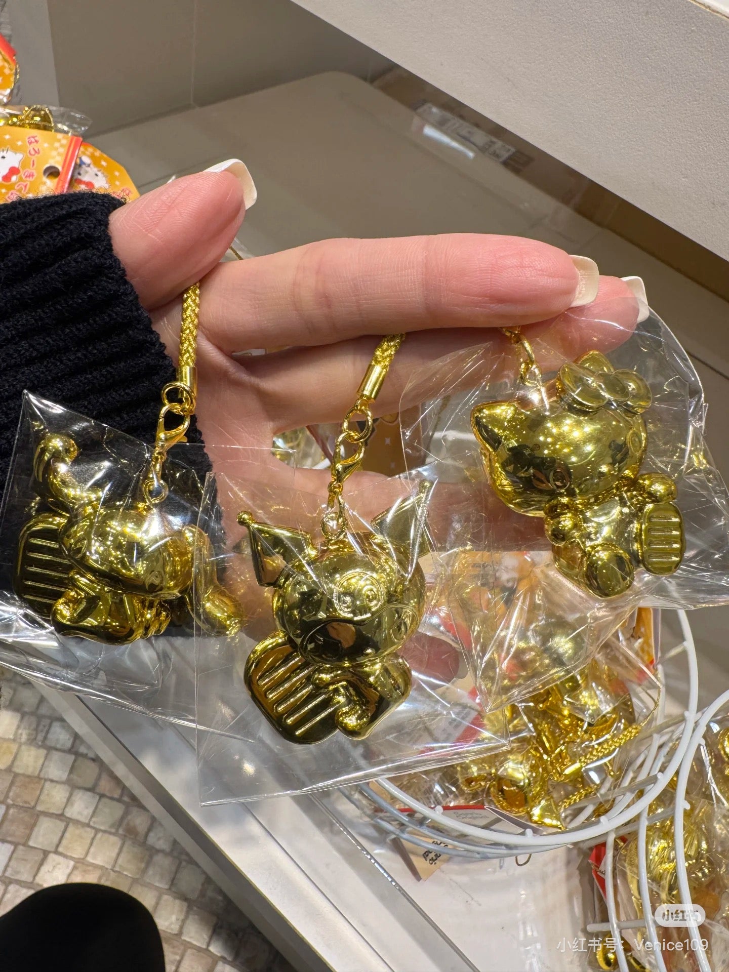 Sanrio|Golden Netsuke Charm| 3.1×2.4×3.9cm approx.