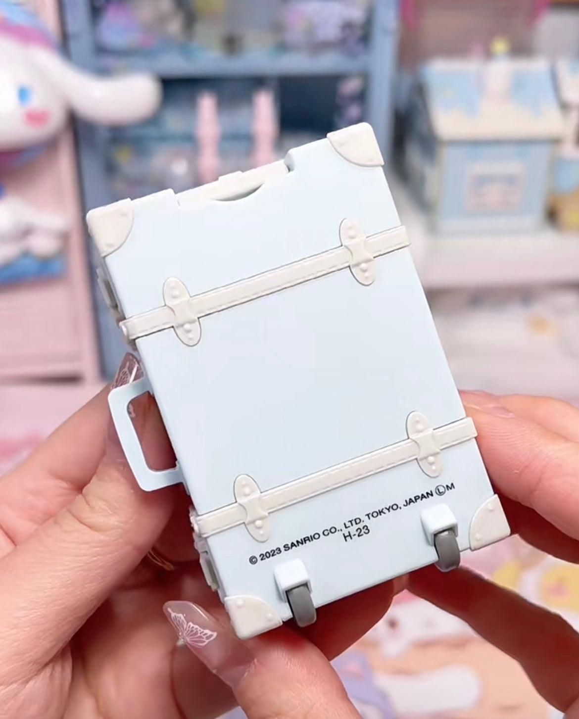 BANDAI万代|Sanrio Characters Tiny Suitcase三丽鸥迷你复古行李箱食玩盲盒/全5种|1枚入