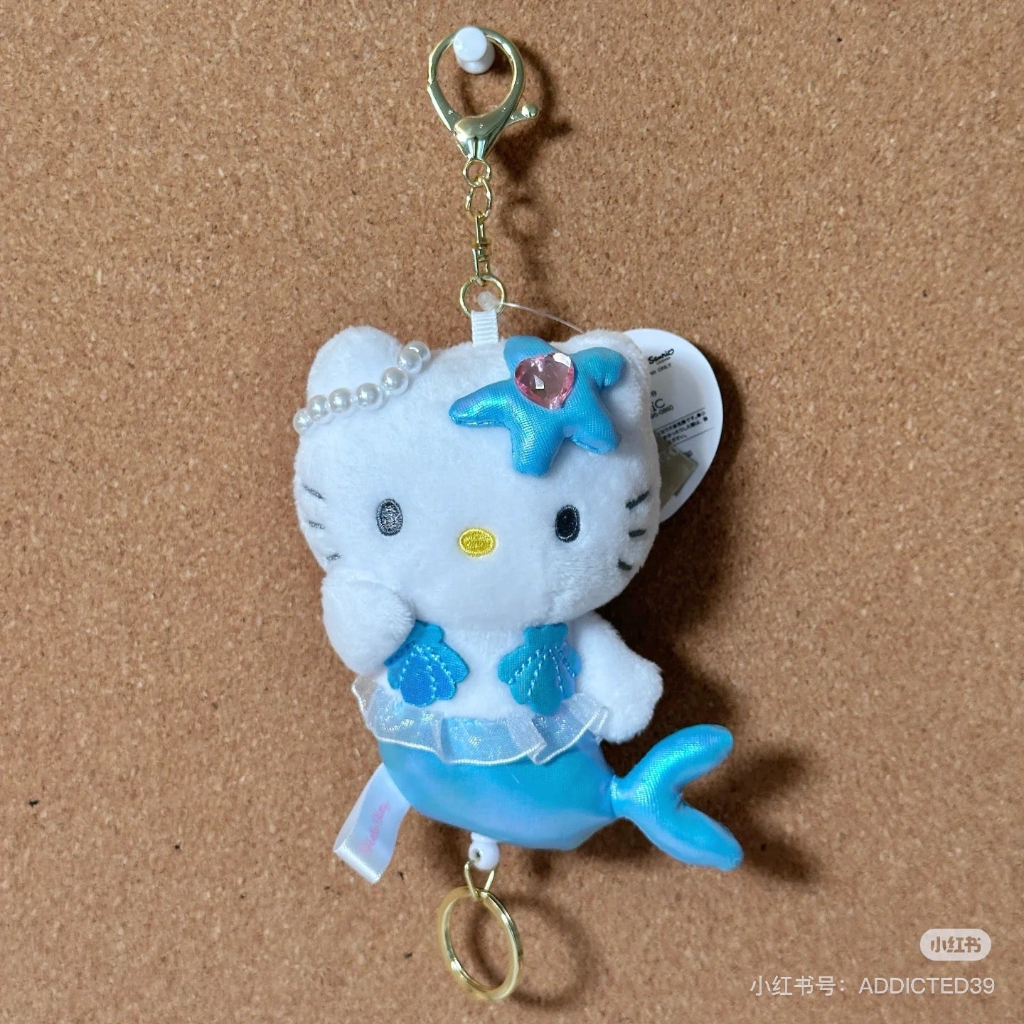 HelloKitty|Reel Mermaid Mascot Holder /Plush Keychain|H11.6 × W8.5 × D6.3 cm approx.