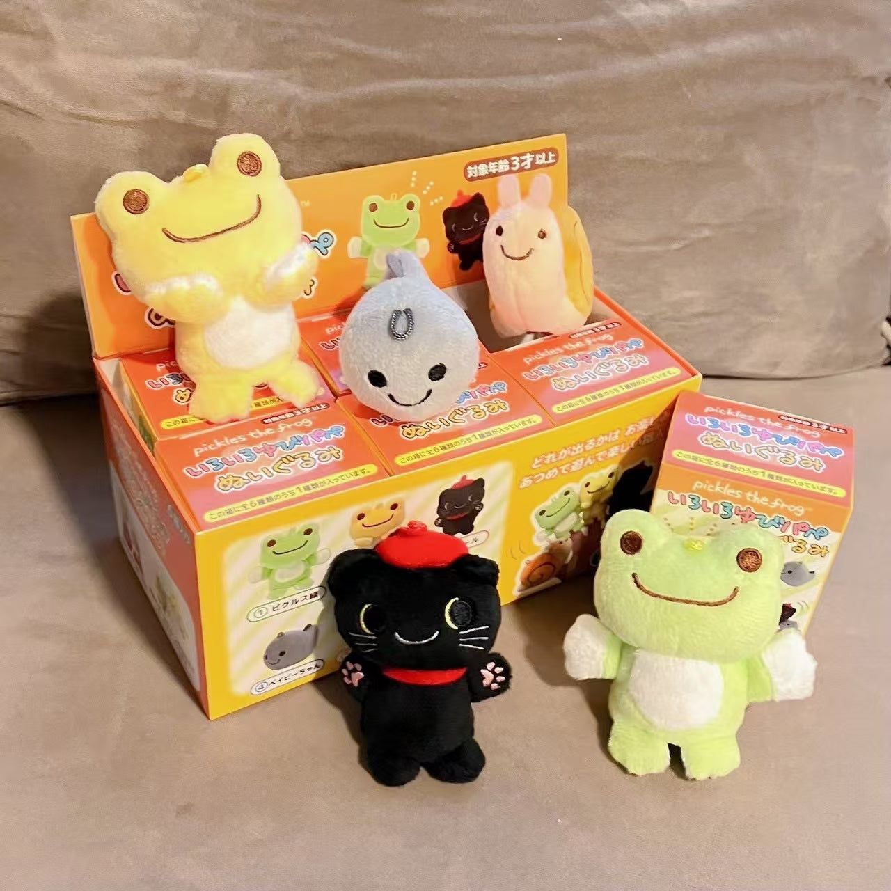 Pickles Frog|Various Finger Puppets Stuffed Animals mystery bag/blind box/All 6 types | 1 box