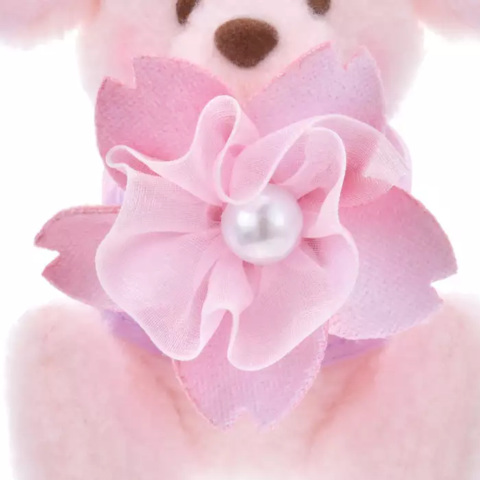 Disney迪士尼|Cherry Blossom Sakura 2025Collection Mascot Keychain 东迪2025年限定樱花粉坐姿可爱角色毛绒玩偶钥匙扣挂件/包挂/樱花造型钥匙圈| 约高 12 x 宽 10 x 深 12.5 (cm)