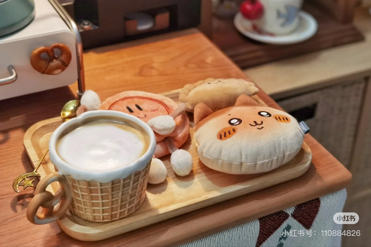 Chiikawa 吉伊卡哇|Face-shiped Mini Pouch / Chiikawa Bakery Bread-like面包店系列软乎乎脸型可爱角色零钱包挂件/包挂/耳机保护收纳包|约H115×W130×D40mm
