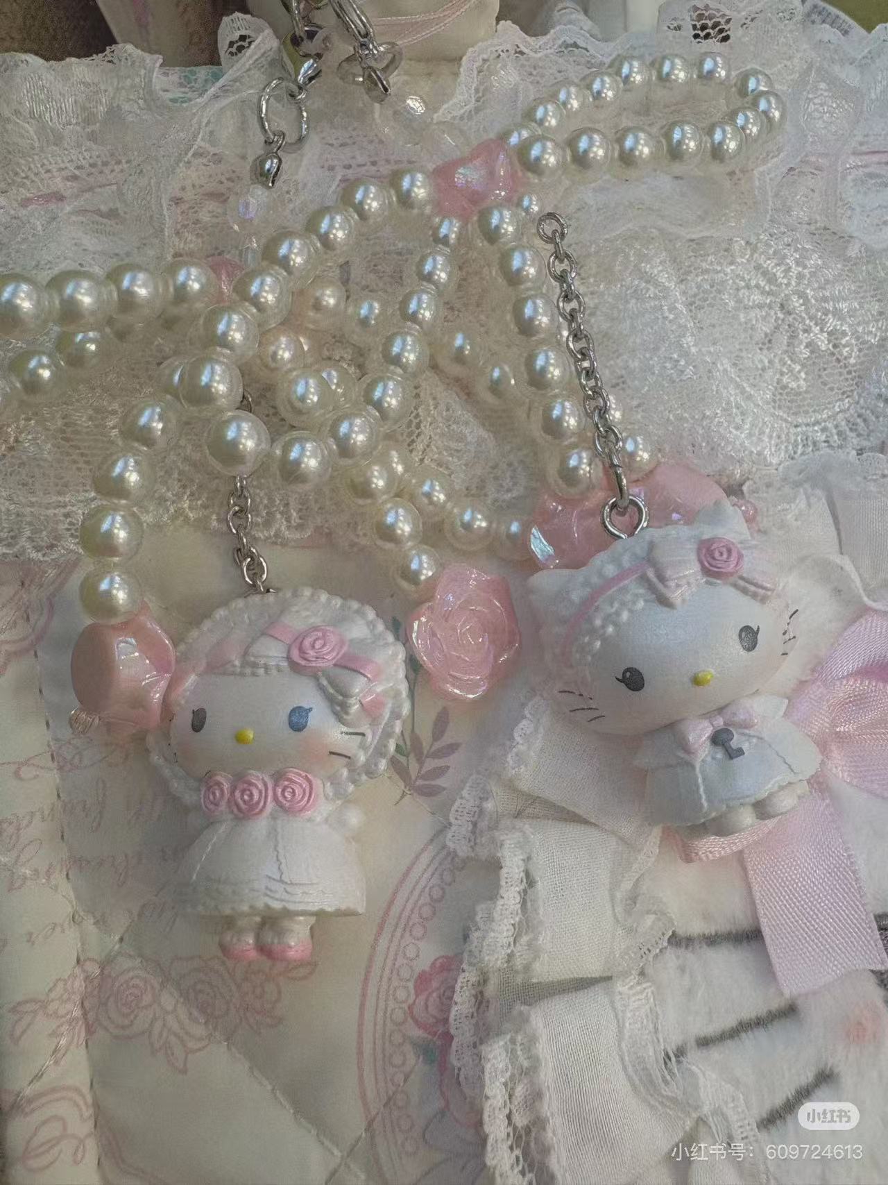 【limit 3】Sanrio|White Frill Design Charm mystery bag/blind box/All 8 types|1pcs