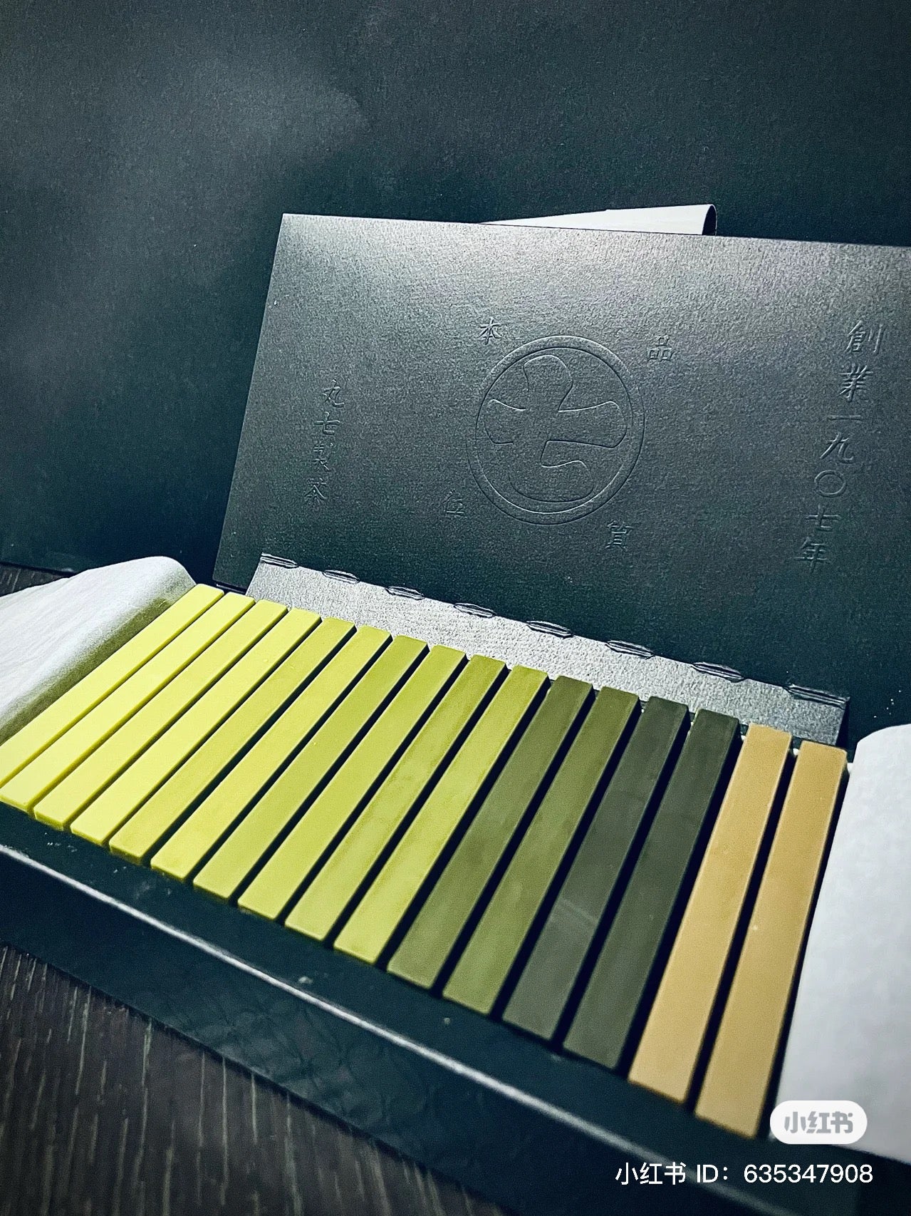 Nanaya|premium静冈抹茶/焙茶渐变浓度抹茶巧克力/像琴键一样的巧克力/最浓抹茶|14根抹茶?2根焙茶【23.11.10】