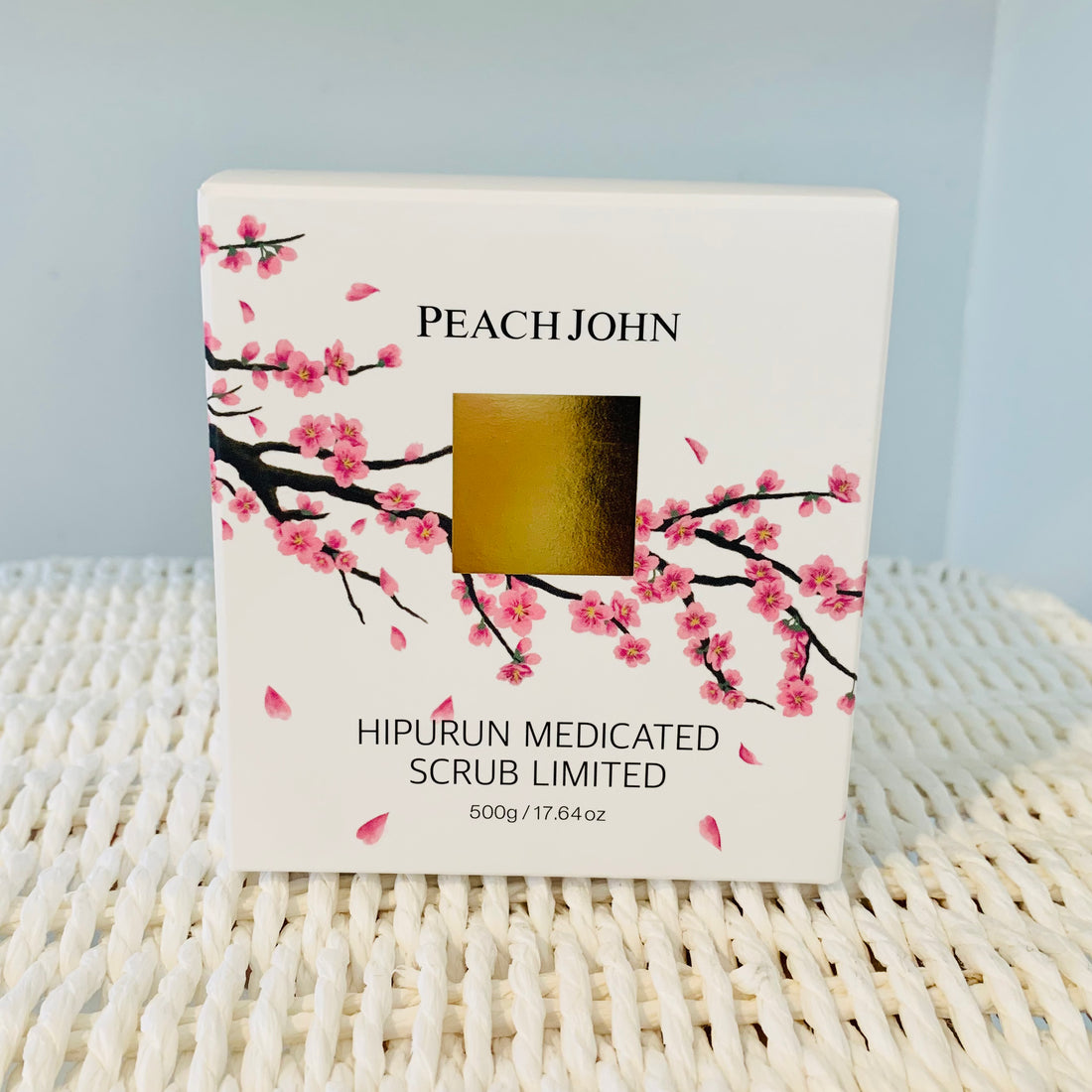 Peach John|樱花大容量超值限定臀部去角质美白磨砂膏/去黑色素|500g