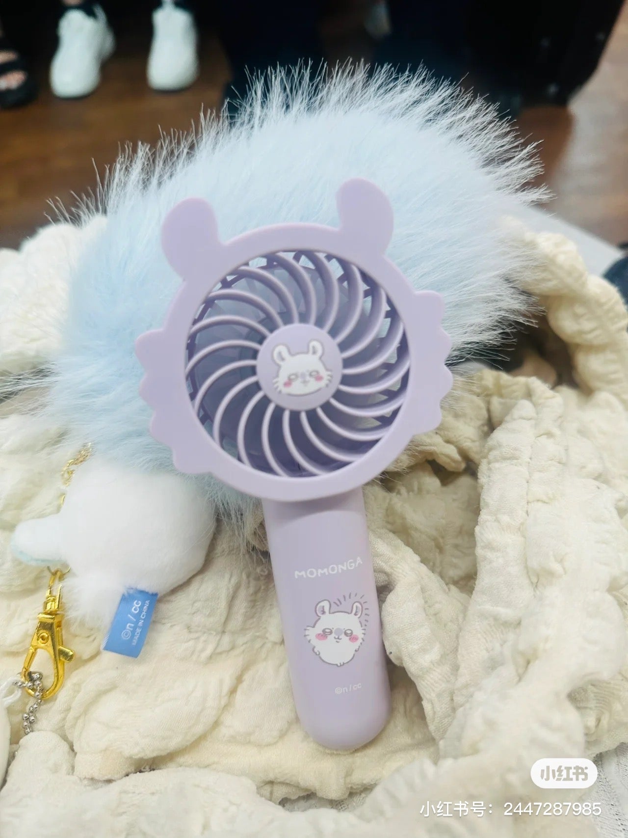 Chiikawa 吉伊卡哇｜便携式/手持/挂脖USB充电电风扇｜约 H140 x W63 x D38mm