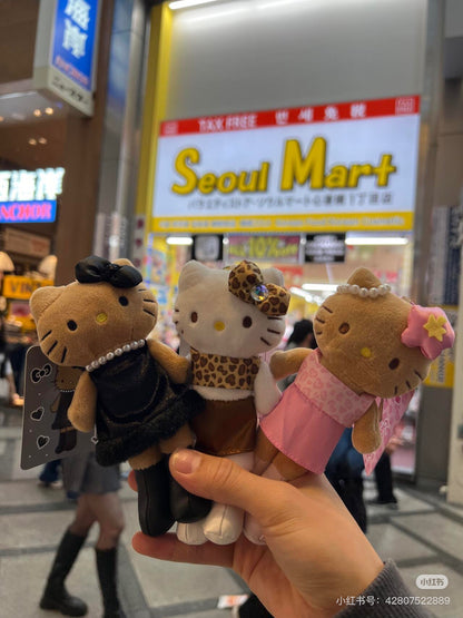 【limit 1】Hello Kitty｜Sanrio Gogo Gal Collection Mascot Holder /Plush Keychain｜7.5×4×15cm approx.