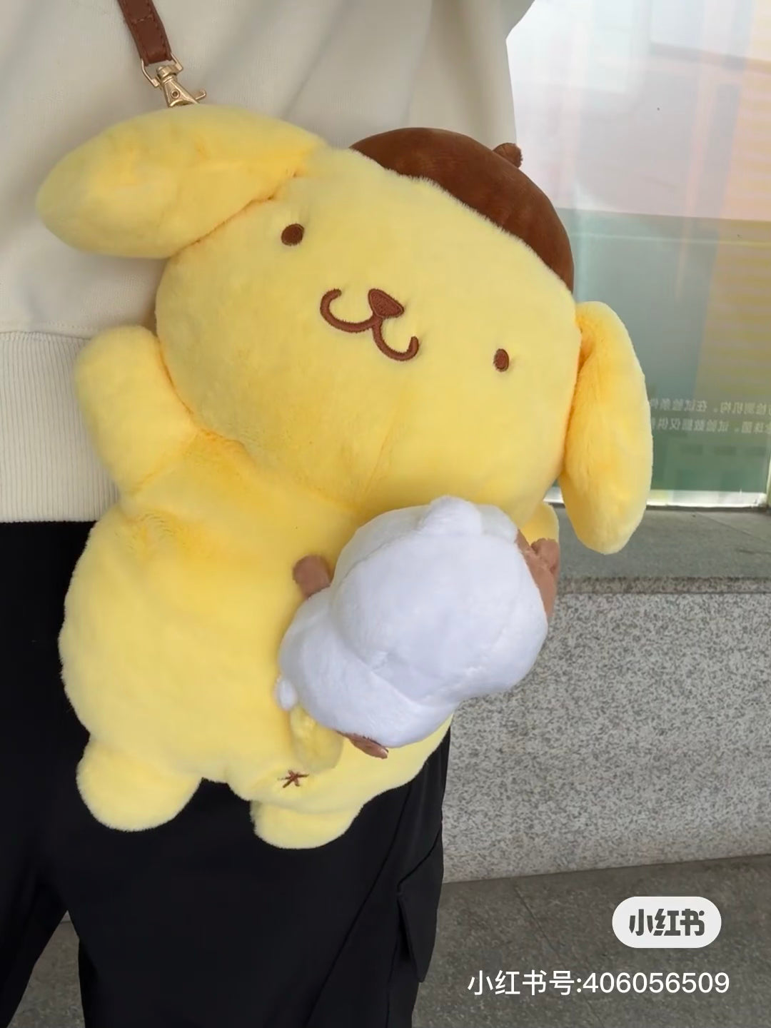 Sanrio｜Pom Pom Purin Character Form Shoulder Bag｜24 x 12 x 28cm approx.