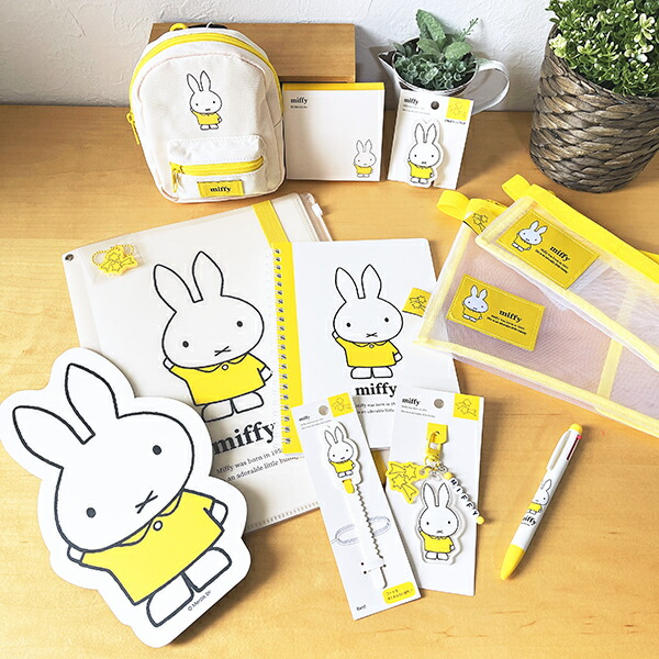 Miffy｜Bruna colors Clear Holder with Band｜311mm x 251mm x 7mm approx.