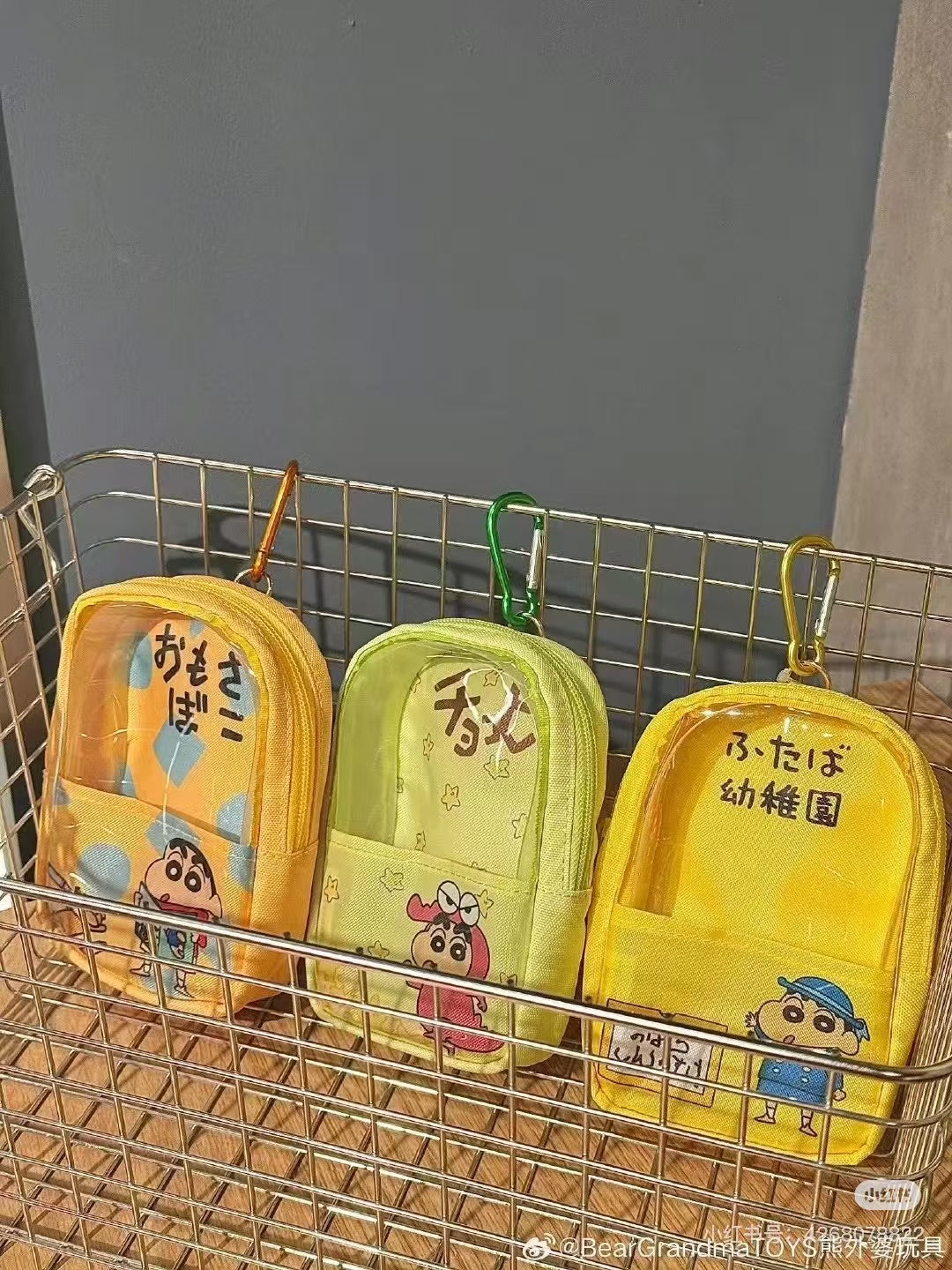 Crayon shin-chan｜Backpack Shaped Pouch｜ 5.1 x 10.1 x 15.1cm approx.