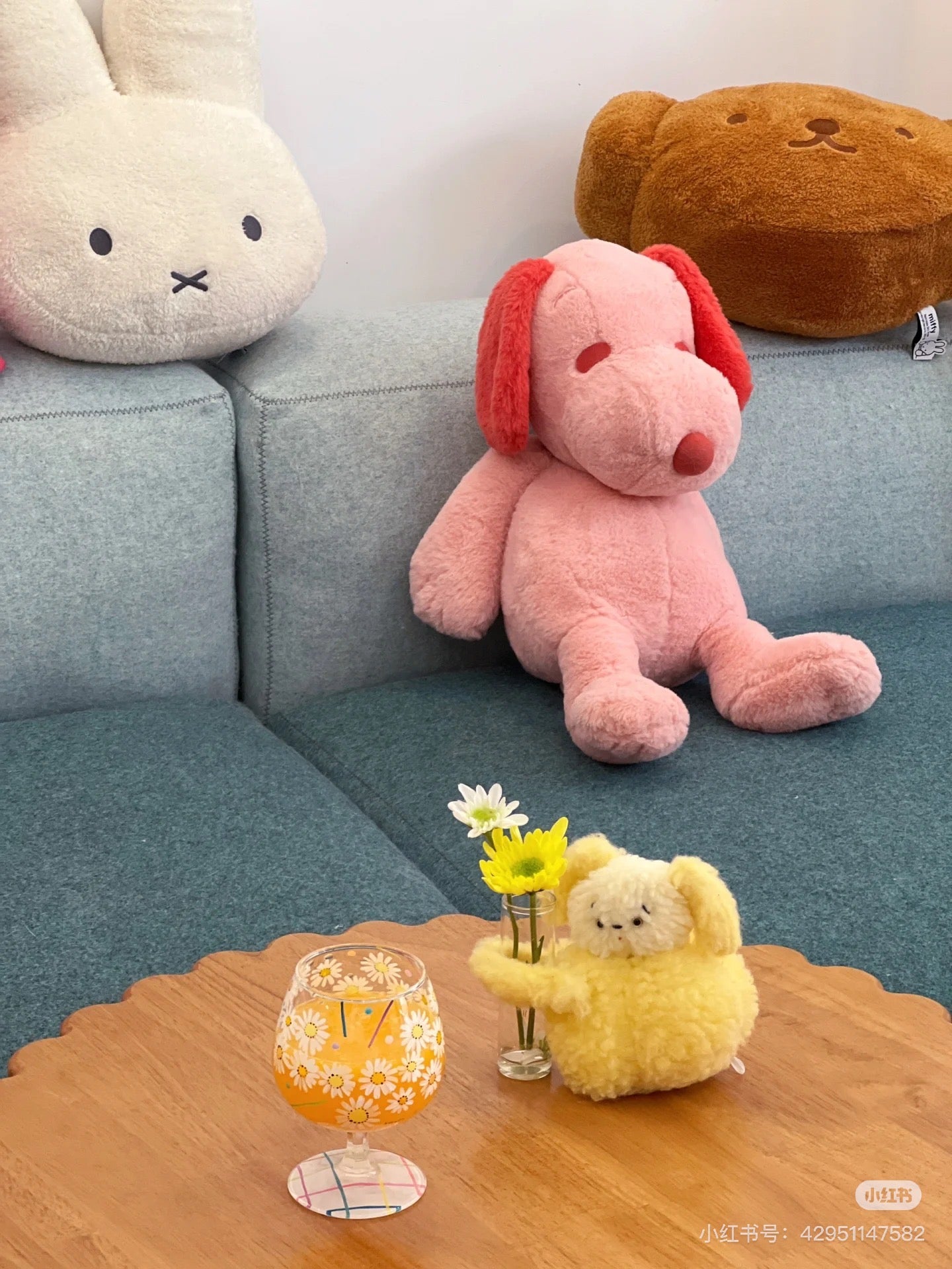 Snoopy｜Peanuts &quot;Happiness is a warm puppy..&quot;pink Plush Dolls/Plush Toy ｜H38 x W25 x D24cm