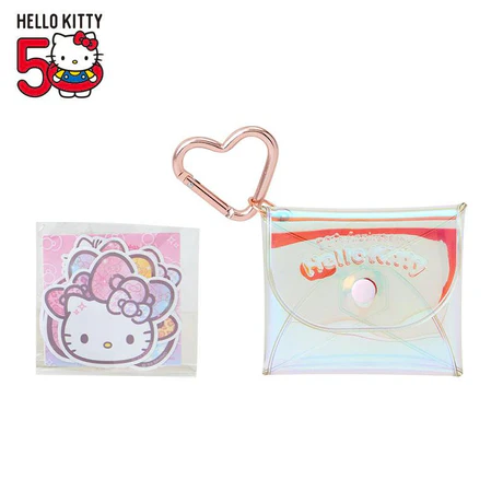 HelloKitty凯蒂猫｜Sticker w/ Pouch Birthday 50th The Fashionable Ribbons Sanrio50周年生日限定PVC镭射/极光透明爱心扣迷你零钱包+贴纸套装｜约W8×D1.5×H7cm