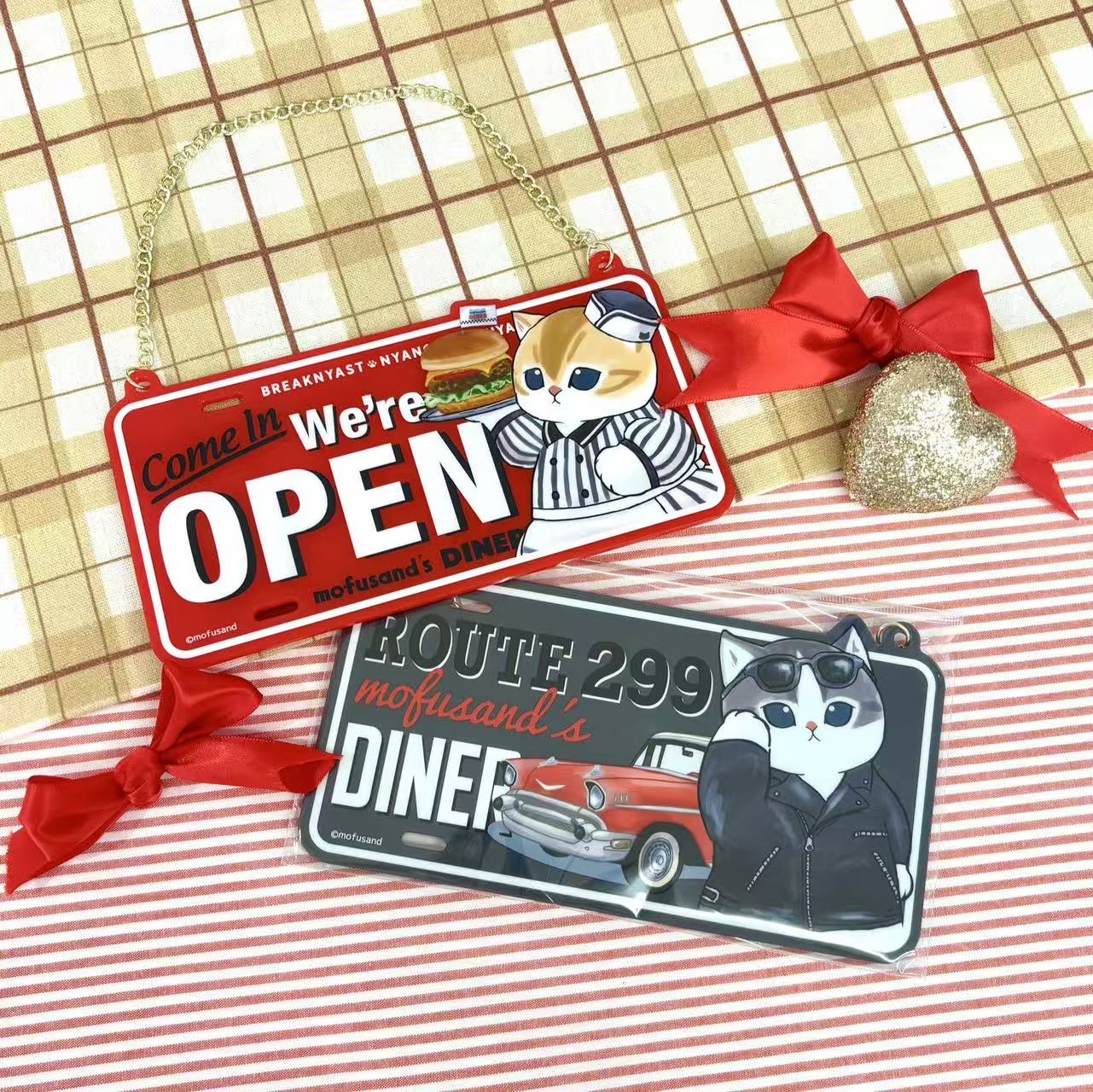 Mofusand｜Diner Acrylic Door Plate (Leather Jacket Meow)｜H100 x W182mm approx.