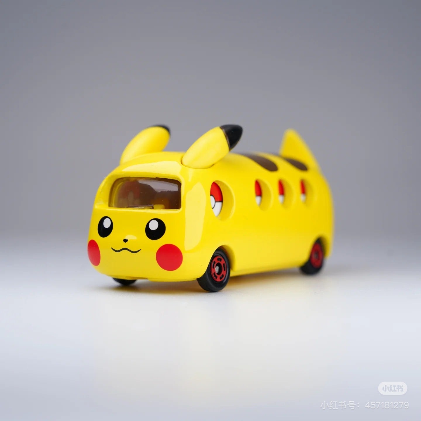 Tomica｜Dream Tomica No.151 PoKeDoKo Pokemon Dokoikocar多美卡宝可梦/皮卡丘巴士玩具汽车/摆件｜约 W78 x H41 x D39mm