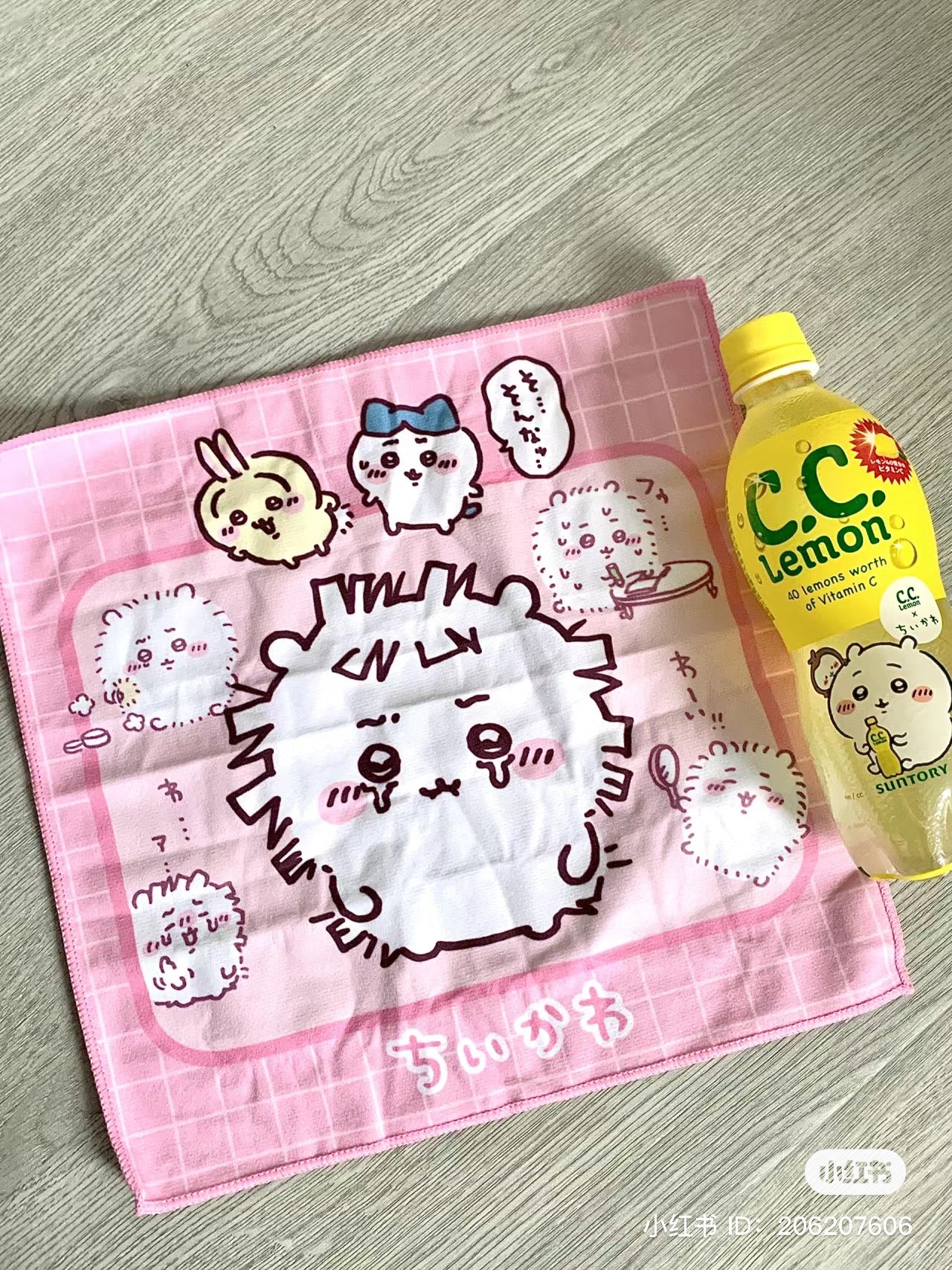 Chiikawa 吉伊卡哇｜超可爱手帕/小毛巾盲盒/全5种/长毛吉伊｜1个入/縦30×横30cm