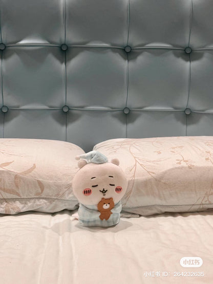 Chiikawa 吉伊卡哇｜新睡衣系列玩偶/公仔｜约H160×W130×D85mm