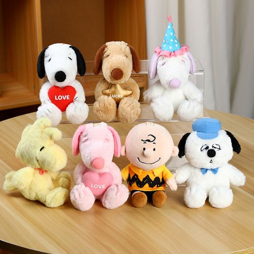 VIPO Peanuts Snoopy Series Plush Keychain Blind Box