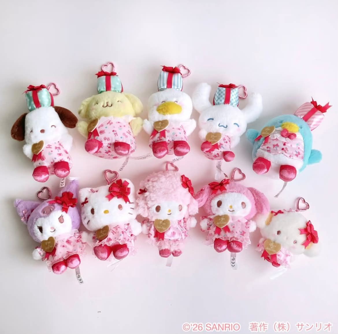 Sanrio｜55th Anniversary Wrapping Paper Mascot Holder /Plush Keychain｜15.7 x 11.7 x 7.0cm approx.