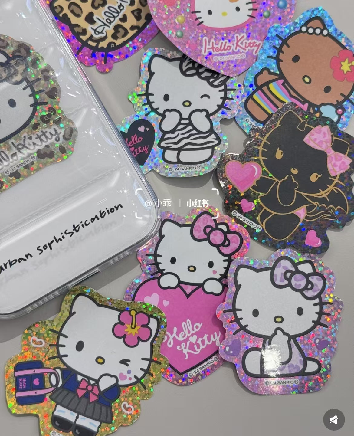 Sanrio三丽鸥｜Secret Glitter Sticker - Hello Kitty : Gogo Gal Collection Blind Box黑皮/豹纹偏光贴纸盲盒/全12种｜1枚入