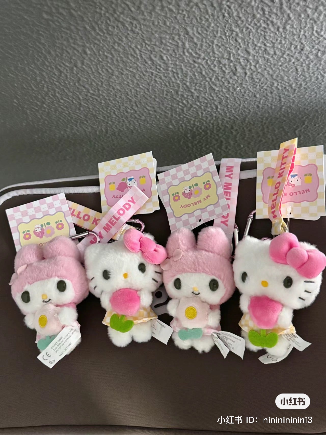 Sanrio｜郁金香系列角色花花爱心扣挂件｜约9×4×10.5cm