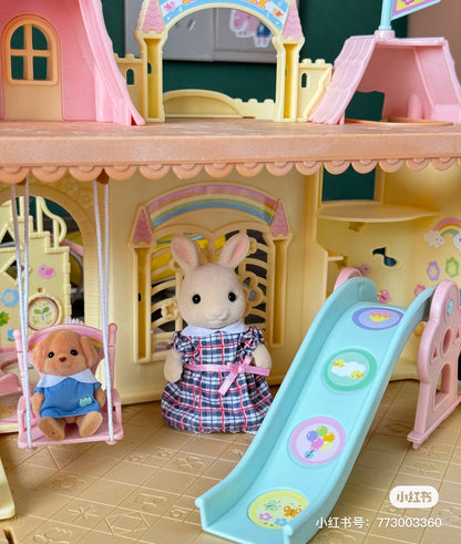 【限时折扣】SylvanianFamilies森贝儿家族｜Baby Castle Nursery gift set-Milk Rabbit-Poodle Baby Milo彩虹城堡幼儿园+牛奶兔+贵宾犬宝宝套组/玩具/过家家5670