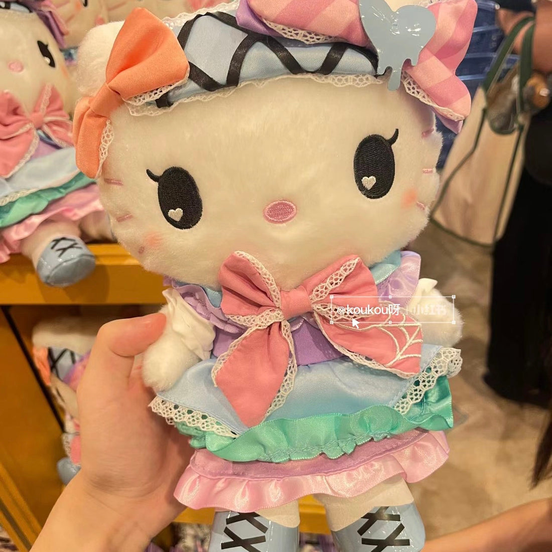 Hello kitty凯蒂猫｜USJ万圣节多巴胺kitty限定玩偶/公仔/小皮靴