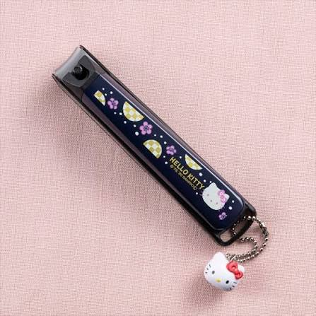 KAI｜Hello Kitty Nail Clipper (M)｜2×2×9cm approx.
