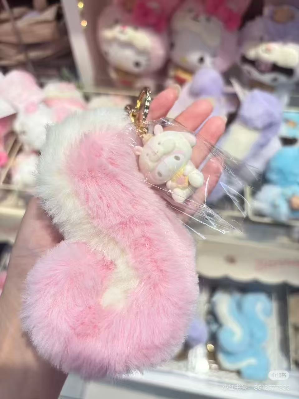 Sanrio｜Squirrel series big tail Mascot Holder /Plush Keychain｜approx.