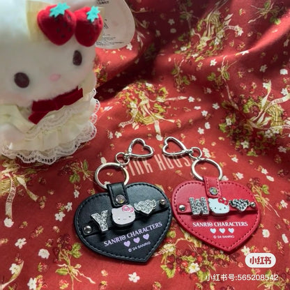 【limit 2】Sanrio三丽鸥｜Initial Heart Keychain偶像应援水钻字母DIY随心搭爱心钥匙扣/全8种｜1枚入