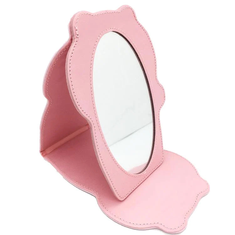 Chiikawa 吉伊卡哇｜皮质感刺绣桌面镜｜约W130×H182×D10mm