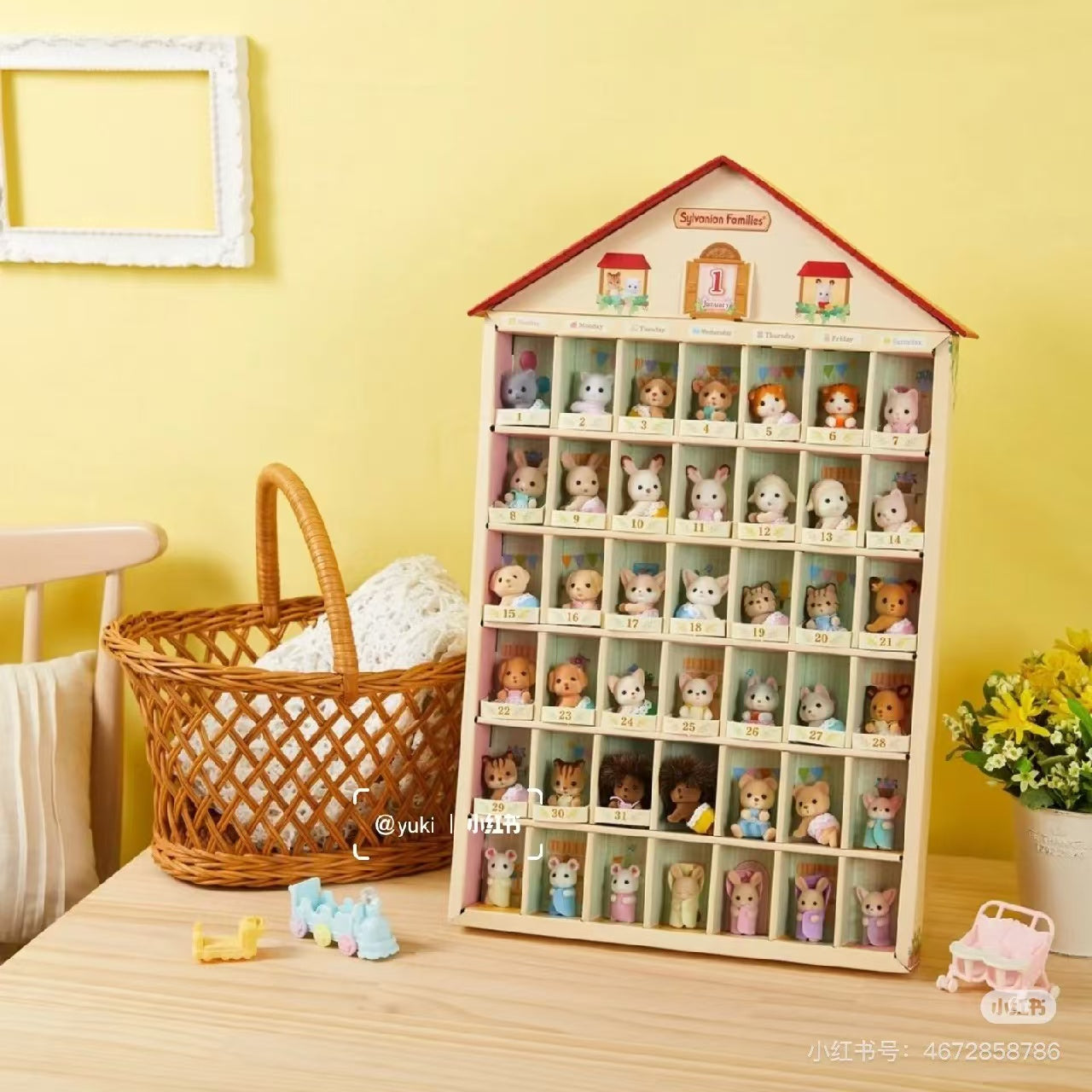 SylvanianFamilies｜Calico Critters Baby Calendar Display Shelf Rack and White Rabbit Doll