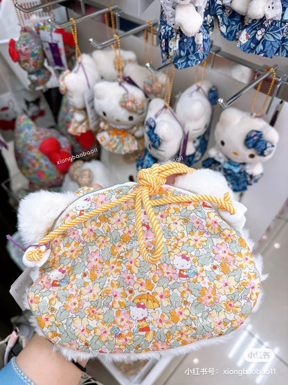 Hello kitty凯蒂猫｜小碎花系列裙裙大脸毛绒斜背包｜約幅20×奥行4×高さ16cm