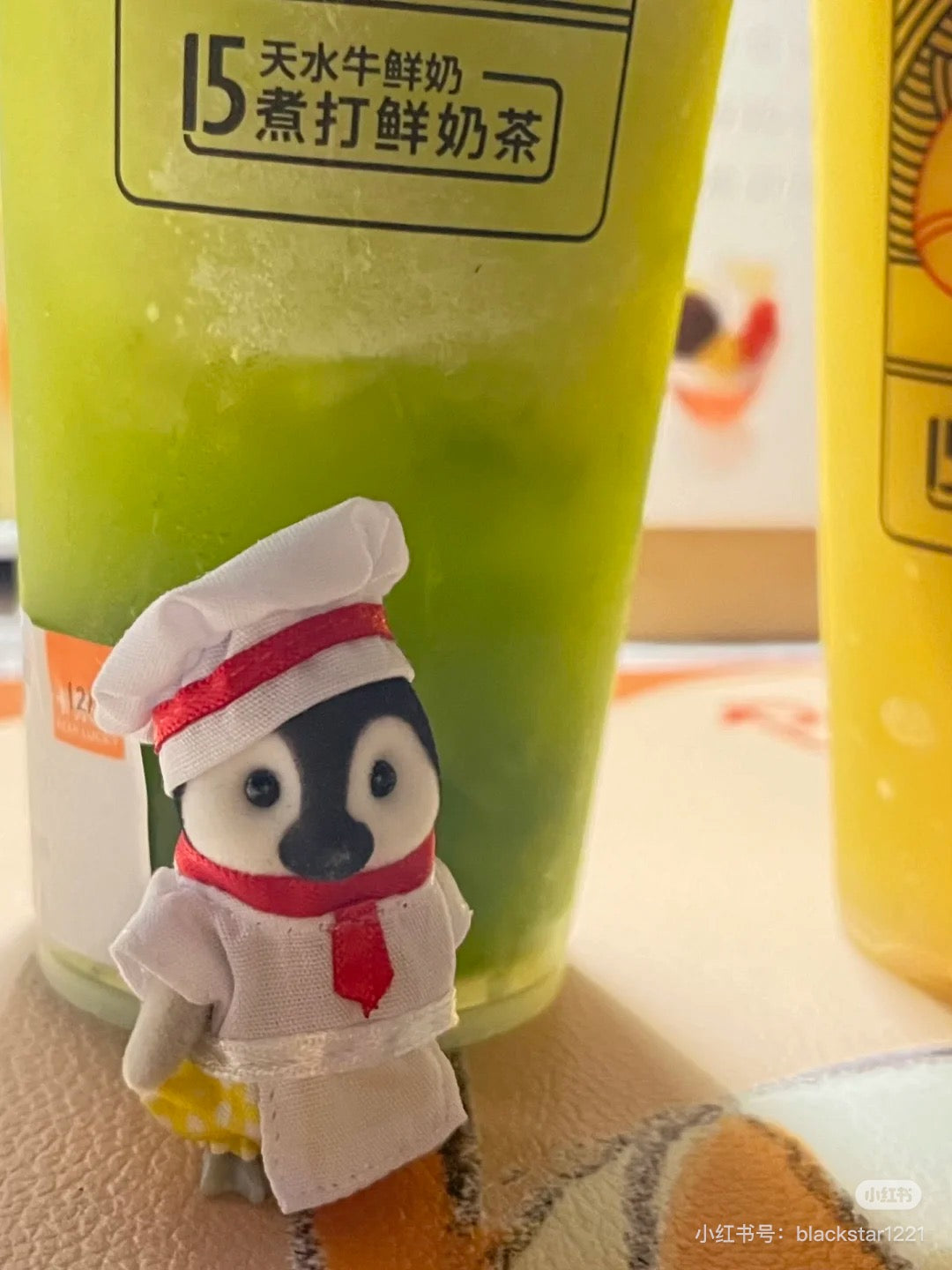 SylvanianFamilies｜FOREST KITCHEN BABY PENGUIN KITCHEN UNIFORM CHEF