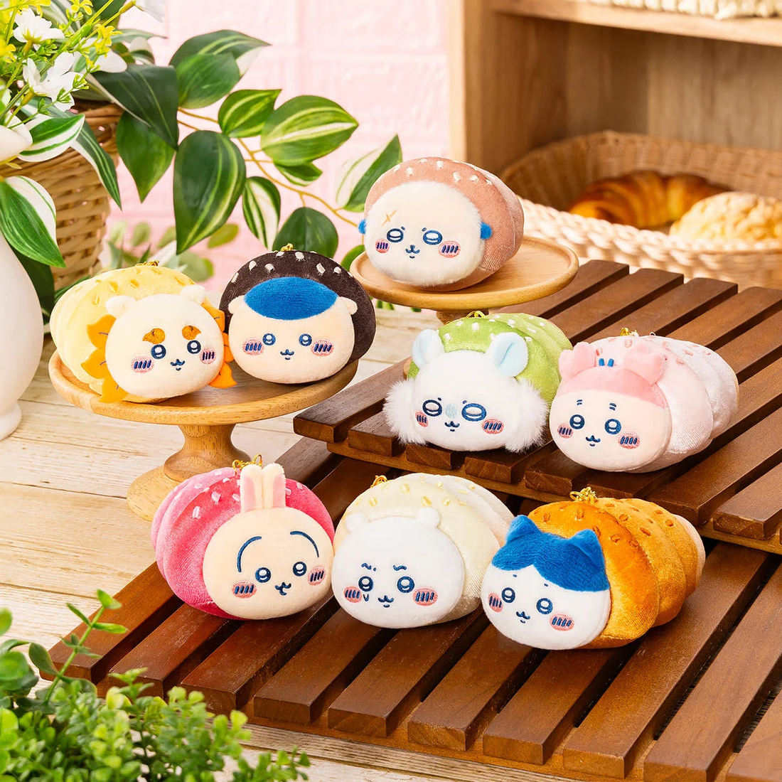 chiikawa｜Bakery Coronet Mascot Holder /Plush Keychain｜H60 × W75 × D110 mm approx.