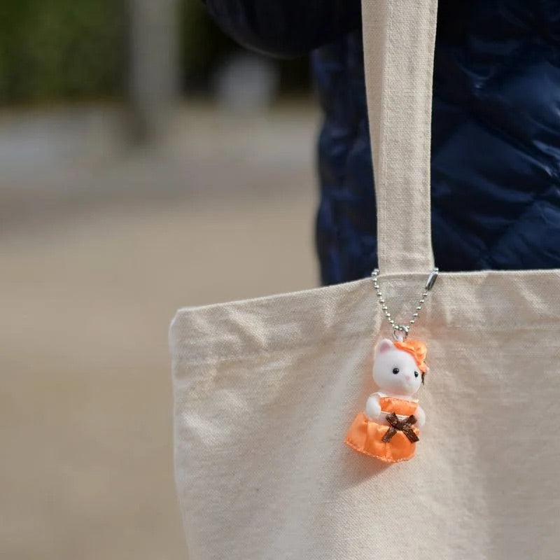 【limit 1】SylvanianFamilies｜Silk Cat Key Chain With Orange Dress Epoch Calico Critters
