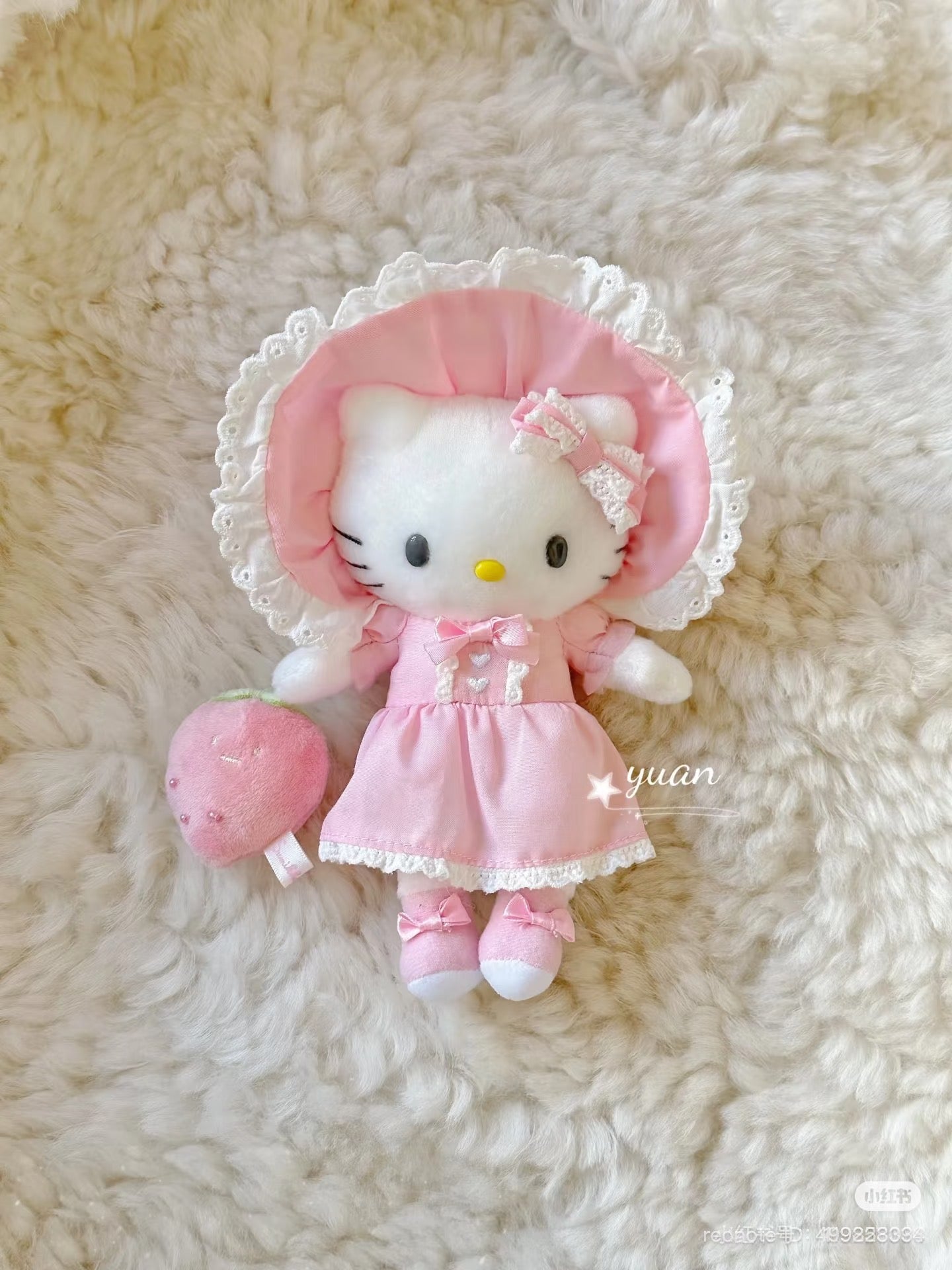 【limit 1】Sanrio｜Hello Kitty 50th Anniversary Limited Edition Long leg Suit Mascot Holder /Plush Keychain