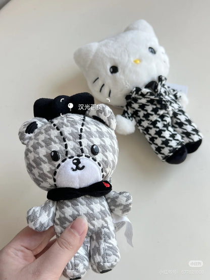 Hello Kitty｜Monochrome Girly Twin Coordinate Mascot Holder /Plush Keychain｜11×7×18cm approx.