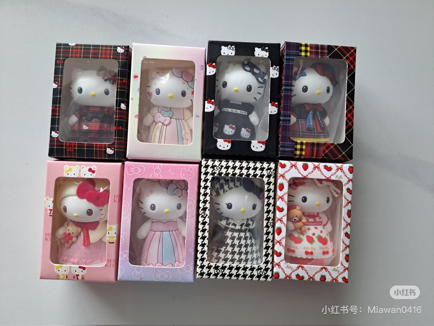 Hello Kitty｜Monochrome Girly Twin Coordinate Birthday Doll mystery bag/blind box/All 8 types｜1pcs